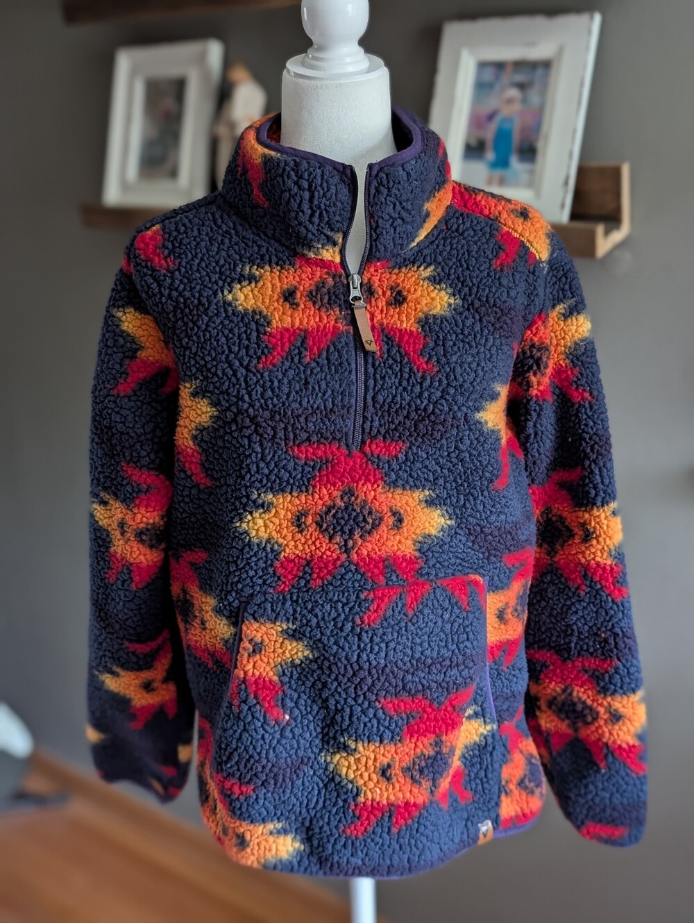 LIV Outdoor Navy Aztec Print Sherpa Quarter Zip Fleece Size Large